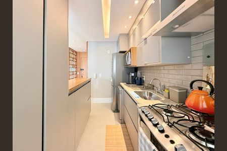 Apartamento à venda com 92m², 2 quartos e 2 vagas Apartamento à venda com 92m², 2 quartos e 2 vagasCozinha