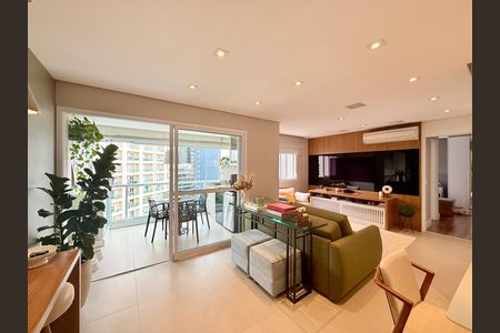 Apartamento à venda com 92m², 2 quartos e 2 vagas Apartamento à venda com 92m², 2 quartos e 2 vagasSala