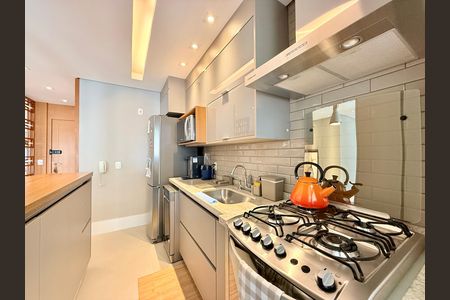 Apartamento à venda com 92m², 2 quartos e 2 vagas Apartamento à venda com 92m², 2 quartos e 2 vagasCozinha