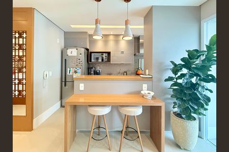 Apartamento à venda com 92m², 2 quartos e 2 vagas Apartamento à venda com 92m², 2 quartos e 2 vagasCozinha