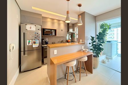 Apartamento à venda com 92m², 2 quartos e 2 vagas Apartamento à venda com 92m², 2 quartos e 2 vagasCozinha