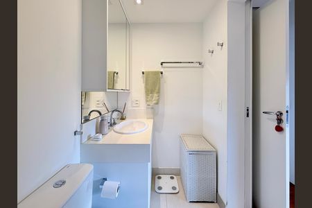 Apartamento à venda com 92m², 2 quartos e 2 vagas Apartamento à venda com 92m², 2 quartos e 2 vagasBanheiro Suíte 1