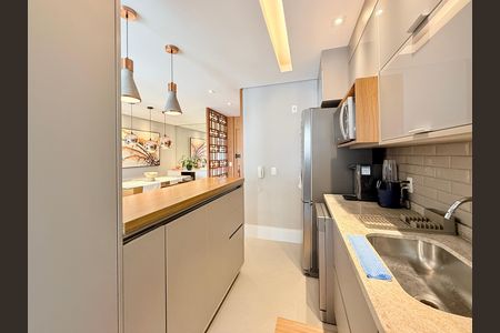 Apartamento à venda com 92m², 2 quartos e 2 vagas Apartamento à venda com 92m², 2 quartos e 2 vagasCozinha