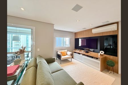 Apartamento à venda com 92m², 2 quartos e 2 vagas Apartamento à venda com 92m², 2 quartos e 2 vagasSala