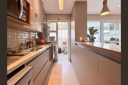 Apartamento à venda com 92m², 2 quartos e 2 vagas Apartamento à venda com 92m², 2 quartos e 2 vagasCozinha