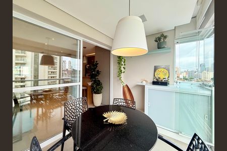 Apartamento à venda com 92m², 2 quartos e 2 vagas Apartamento à venda com 92m², 2 quartos e 2 vagasSacada