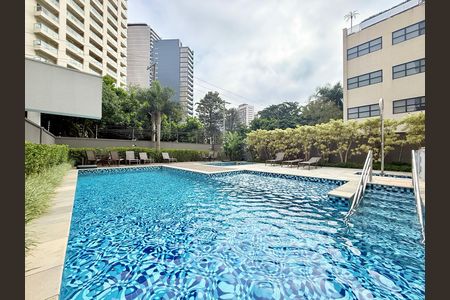 Apartamento à venda com 92m², 2 quartos e 2 vagas Apartamento à venda com 92m², 2 quartos e 2 vagasPiscina