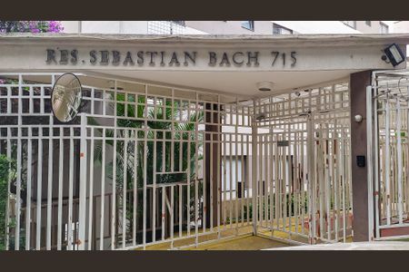 Apartamento para alugar com 62m², 3 quartos e 1 vagaFachada