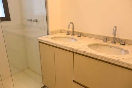 Apartamento para alugar com 112m², 3 quartos e 2 vagasBanheiro da Suíte 3