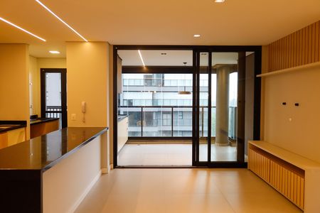 sala de apartamento para alugar com 3 quartos, 112m² em Vila Yara, Osasco