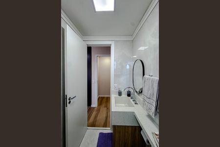 Apartamento à venda com 65m², 2 quartos e 1 vaga Apartamento à venda com 65m², 2 quartos e 1 vagaBanheiro