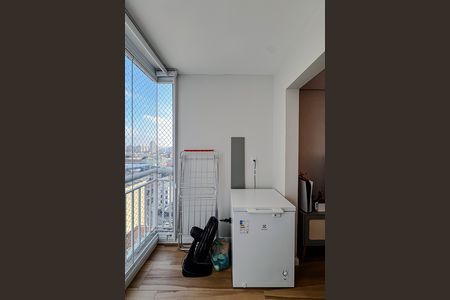 Apartamento à venda com 65m², 2 quartos e 1 vaga Apartamento à venda com 65m², 2 quartos e 1 vagaVaranda da Sala