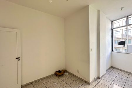 Apartamento à venda com 70m², 2 quartos e sem vaga