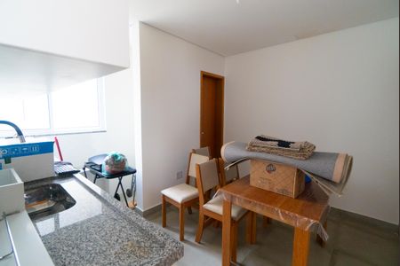 Sala/Cozinha de apartamento para alugar com 1 quarto, 26m² em Jardim Oriental, São Paulo