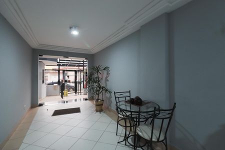 Apartamento para alugar com 71m², 2 quartos e 1 vagaHall social
