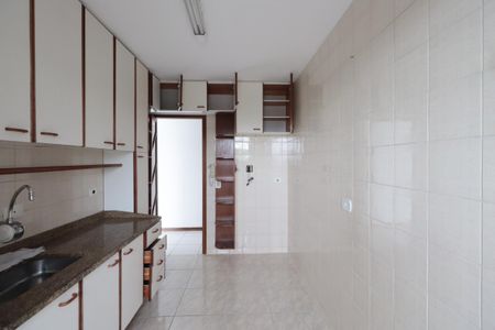 Apartamento para alugar com 71m², 2 quartos e 1 vagaCozinha