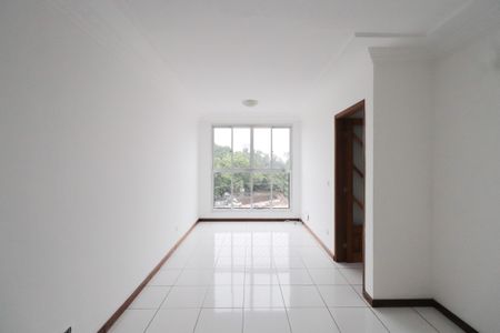 Apartamento para alugar com 71m², 2 quartos e 1 vagaSala