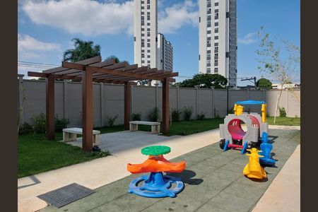 Apartamento para alugar com 34m², 2 quartos e sem vagaÁrea comum - Playground