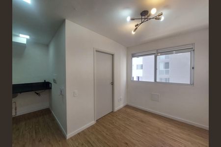 Sala de apartamento para alugar com 2 quartos, 34m² em Veleiros, São Paulo