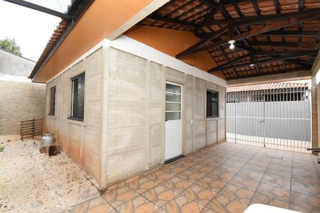 Casa para alugar com 80m², 2 quartos e sem vagaVaranda e Área de serviço 