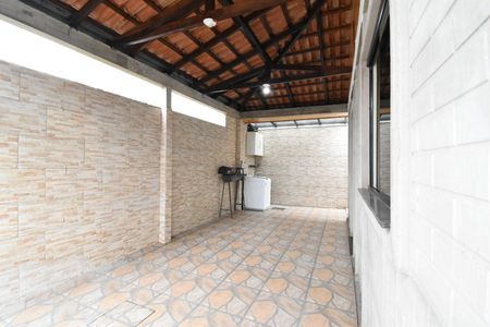 Casa para alugar com 80m², 2 quartos e sem vagaVaranda e Área de serviço 