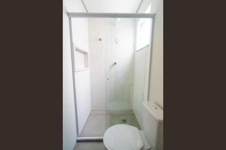 Banheiro de apartamento para alugar com 1 quarto, 26m² em Jardim Oriental, São Paulo