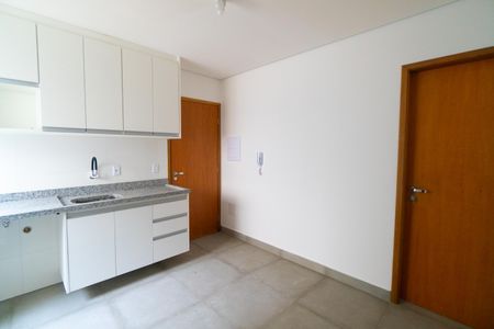 Sala/Cozinha de apartamento para alugar com 1 quarto, 26m² em Jardim Oriental, São Paulo