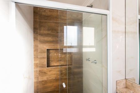 Apartamento para alugar com 46m², 2 quartos e 1 vaga Apartamento para alugar com 46m², 2 quartos e 1 vagaBanheiro