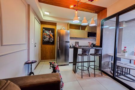Sala de apartamento à venda com 2 quartos, 39m² em Parque Erasmo Assunção, Santo André