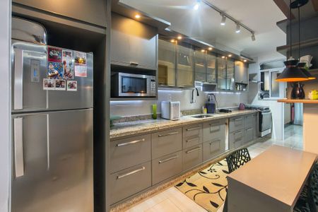 Apartamento para alugar com 100m², 2 quartos e 2 vagasCozinha 