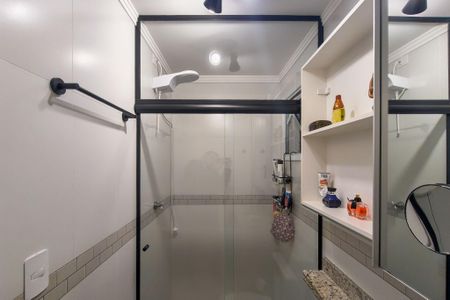 Apartamento para alugar com 100m², 2 quartos e 2 vagasBanheiro da Suíte