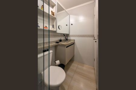 Apartamento para alugar com 100m², 2 quartos e 2 vagasBanheiro da Suíte