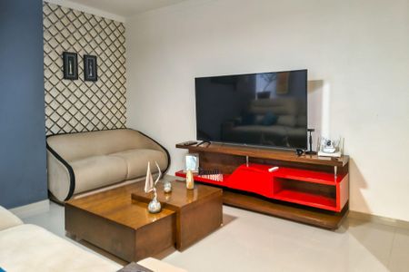 Apartamento para alugar com 100m², 2 quartos e 2 vagasSala