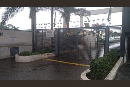 Apartamento para alugar com 48m², 2 quartos e 1 vaga Apartamento para alugar com 48m², 2 quartos e 1 vagaFachada