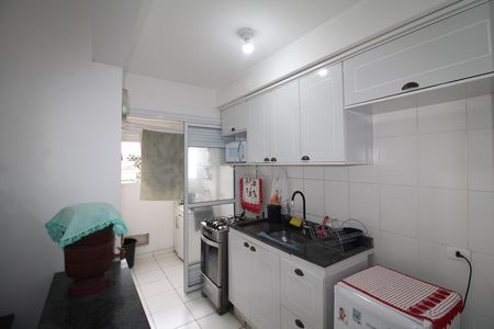 Sala / Cozinha de apartamento para alugar com 2 quartos, 48m² em Vila Nova Cachoeirinha, São Paulo