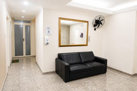 Apartamento para alugar com 45m², 1 quarto e sem vaga Apartamento para alugar com 45m², 1 quarto e sem vagaHall Social
