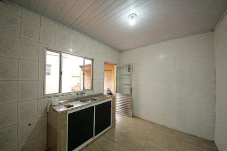 Casa para alugar com 1 quarto, 45m² em Vila Tolstoi, São Paulo
