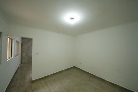 Casa para alugar com 1 quarto, 45m² em Vila Tolstoi, São Paulo