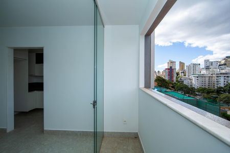 Varanda da sala  de apartamento à venda com 3 quartos, 85m² em Vila Paris, Belo Horizonte