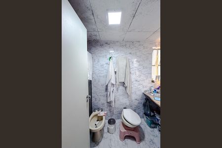Apartamento à venda com 114m², 3 quartos e 1 vaga Apartamento à venda com 114m², 3 quartos e 1 vagaBanheiro da Suíte