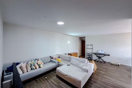 Apartamento à venda com 114m², 3 quartos e 1 vaga Apartamento à venda com 114m², 3 quartos e 1 vagaSala