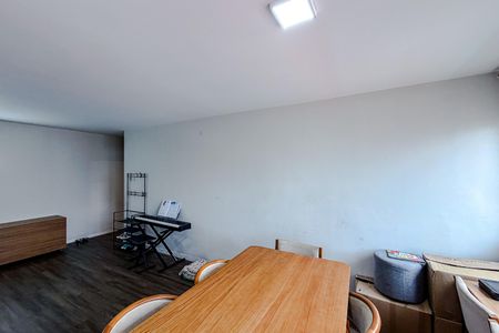 Apartamento à venda com 114m², 3 quartos e 1 vaga Apartamento à venda com 114m², 3 quartos e 1 vagaSala