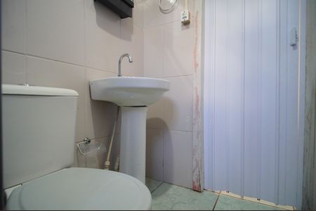 Casa à venda com 111m², 2 quartos e 2 vagasBanheiro