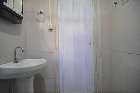 Casa à venda com 111m², 2 quartos e 2 vagasBanheiro