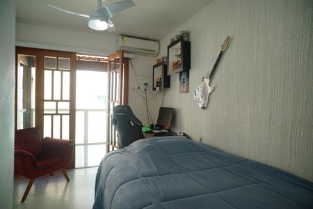 Casa de condomínio à venda com 450m², 4 quartos e 4 vagasSuíte 2