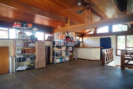 Casa de condomínio à venda com 450m², 4 quartos e 4 vagasCobertura