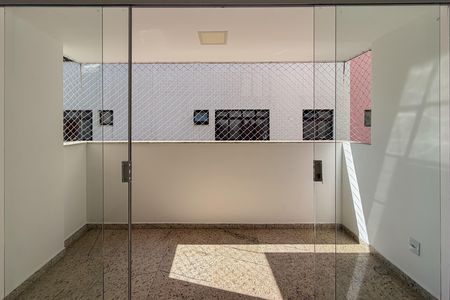 Apartamento para alugar com 3 quartos, 100m² em Buritis, Belo Horizonte