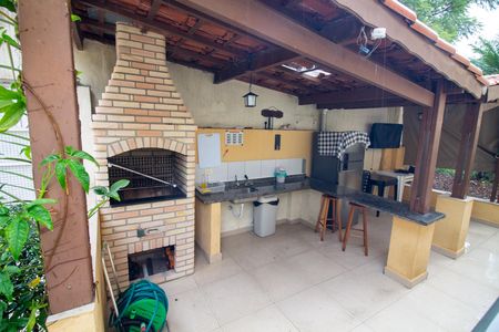 Casa de condomínio para alugar com 120m², 2 quartos e 2 vagasÁrea comum - Churrasqueira