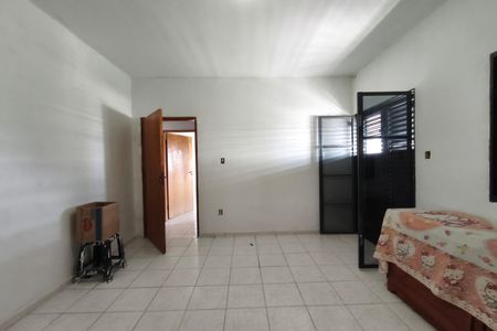 Casa para alugar com 180m², 3 quartos e 1 vaga Casa para alugar com 180m², 3 quartos e 1 vagaQuarto 3