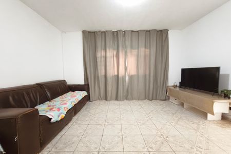 Casa para alugar com 180m², 3 quartos e 1 vaga Casa para alugar com 180m², 3 quartos e 1 vagaSala